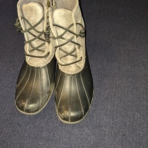 Women's Sperry's size 9